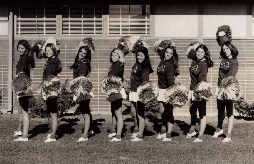 Song queens, South High Torrance 1971