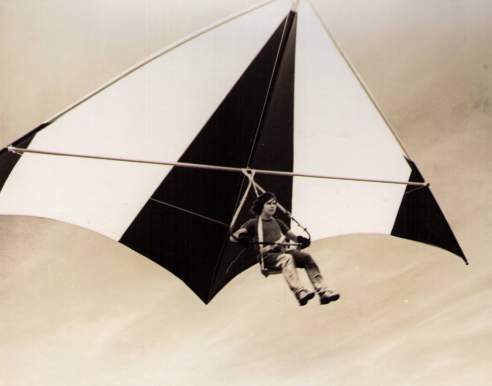 John Paris hang gliding 1973